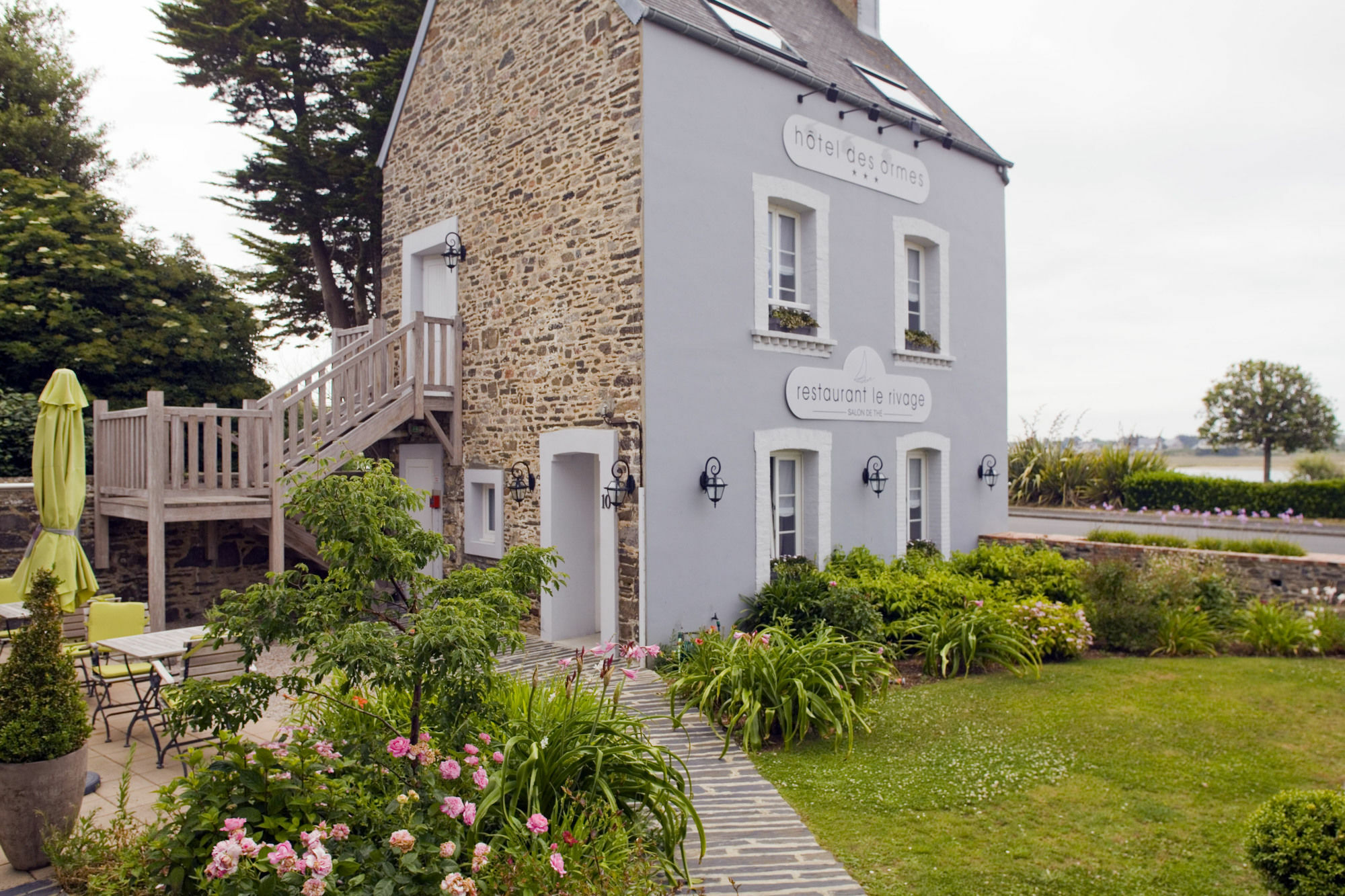 Relais Du Silence Hotel Restaurant Les Ormes Barneville-Carteret Exterior photo